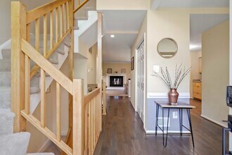 12516 Fanleaf Ct in Fairfax, VA - Building Photo - Building Photo