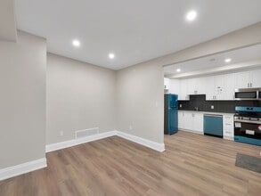 51 Stirton St in Hamilton, ON - Building Photo - Building Photo