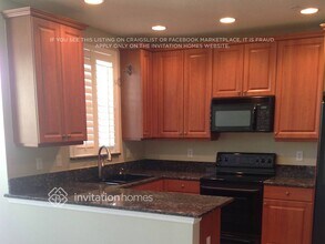 2564 Gardens Pkwy in Palm Beach Gardens, FL - Building Photo - Building Photo