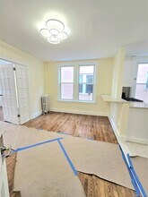 32-64 45th St in Queens, NY - Building Photo - Building Photo