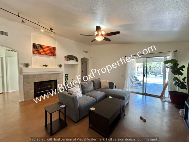 2675 W Desert Bluffs Ct in Tucson, AZ - Building Photo - Building Photo