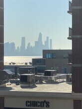 3207 City Pl in Edgewater, NJ - Building Photo - Building Photo