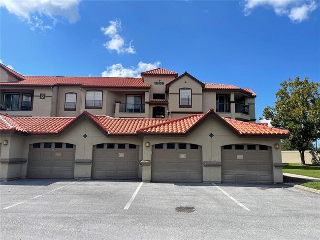 18108 Peregrines Perch Pl in Lutz, FL - Building Photo - Building Photo