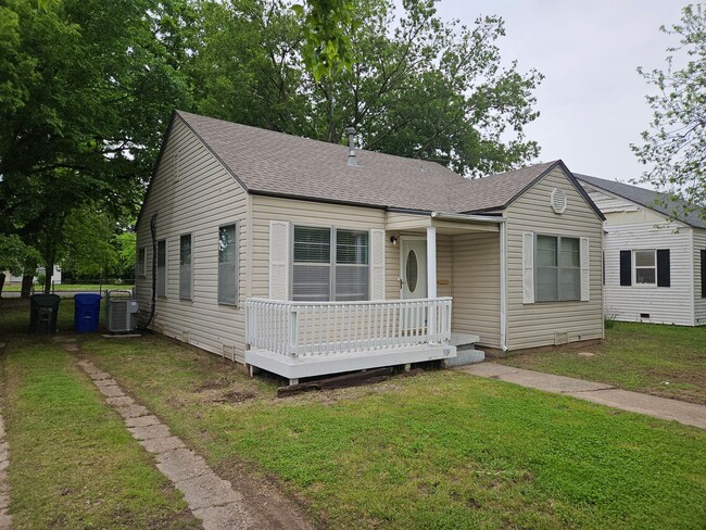 509 Dakota St in Norman, OK - Building Photo - Building Photo