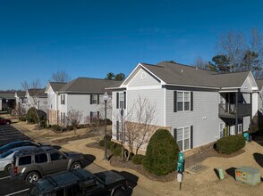 Century Park in Opelika, AL - Foto de edificio - Building Photo