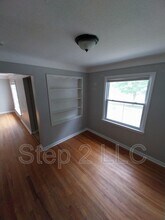 20090 Green Oak Dr in Euclid, OH - Building Photo - Building Photo