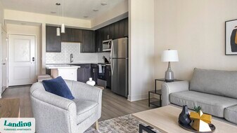 9650 52nd Ave E in Palmetto, FL - Building Photo