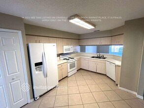 3132 Little Valley Way, Unit 327 in Lakeland, FL - Building Photo - Building Photo