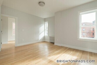 35 South St, Unit 3 in Boston, MA - Foto de edificio - Building Photo