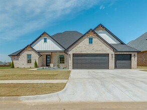 9332 SW 33rd Pl in Oklahoma City, OK - Foto de edificio - Building Photo