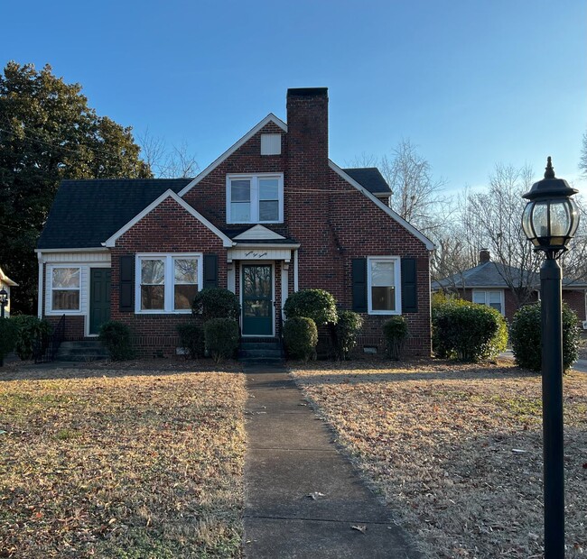 2220 Elgin Rd in Winston-Salem, NC - Building Photo - Building Photo