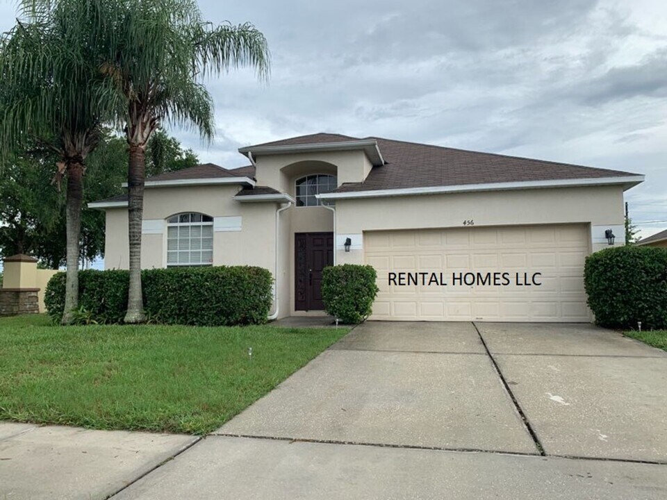 456 Casa Marina Pl in Sanford, FL - Building Photo