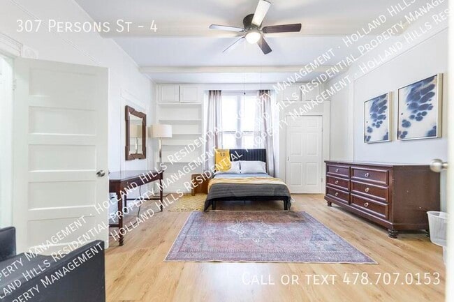 property at 307 Persons St