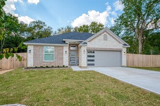 24938 Shady Oak Dr in Hockley, TX - Building Photo - Building Photo