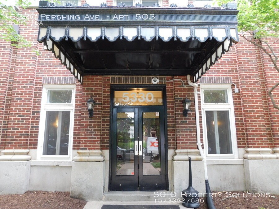 5330 Pershing Ave-Unit -Apt. 503 in St. Louis, MO - Building Photo