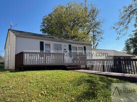 3933 Monroe Ave in Kansas City, MO - Building Photo