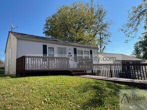 3933 Monroe Ave in Kansas City, MO - Building Photo - Building Photo