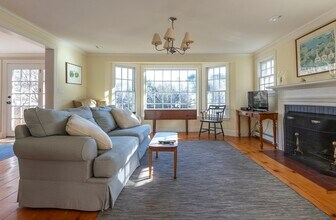 37 Duck Hill Ln in Marshfield, MA - Building Photo - Building Photo