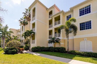 20041 Sanibel View Cir in Ft. Myers, FL - Building Photo - Building Photo