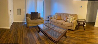 1211 Metze Rd, Unit H7 in Columbia, SC - Building Photo