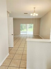 5186 NE 122nd Blvd in Wildwood, FL - Building Photo - Building Photo