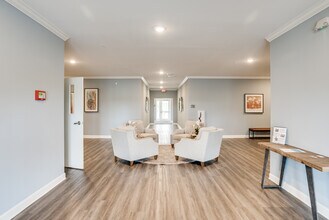 Covington Mill Village - 55+ SENIOR PROPERTY in Covington, GA - Foto de edificio - Interior Photo