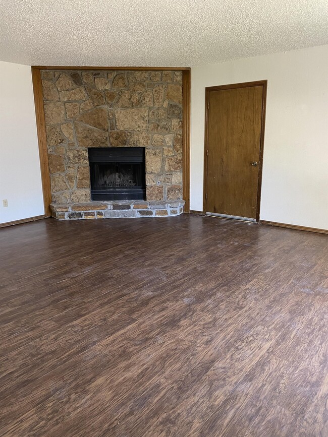 12606 Abbotts Way in Oklahoma City, OK - Building Photo - Building Photo
