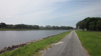 4405 Garden Ln, Unit 4405 A in Tampa, FL - Building Photo