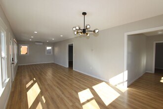 251 S 36th St in San Diego, CA - Foto de edificio - Building Photo