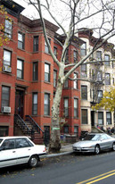 198 8th St Apartments