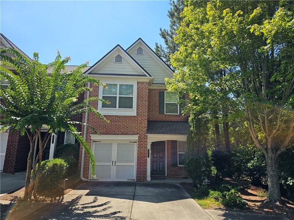 2200 Meadow Peak Rd in Duluth, GA - Building Photo