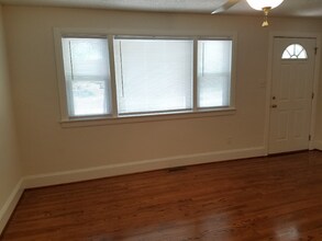 115 N Warren St in Greenville, NC - Building Photo - Building Photo
