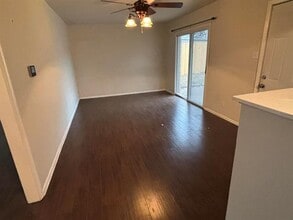 1222 Brookhollow Dr in Irving, TX - Building Photo - Building Photo