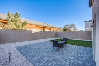 7378 Crown Lndg St in Enterprise, NV - Building Photo - Building Photo