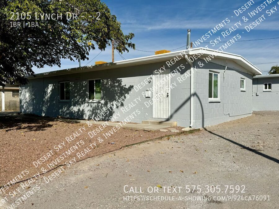 2105 Lynch Dr in Las Cruces, NM - Foto de edificio