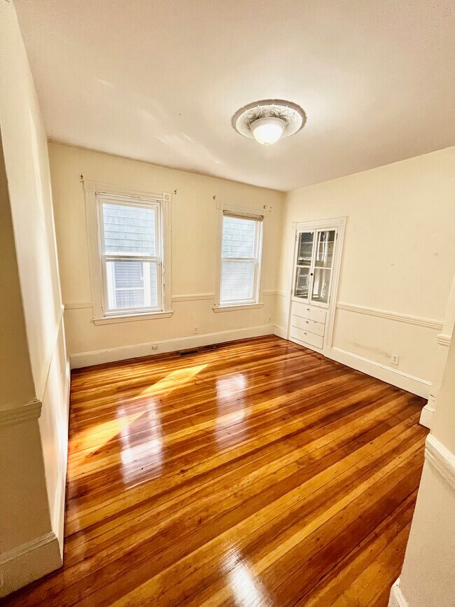 10 Bucknam St, Unit 1 in Boston, MA - Building Photo - Building Photo