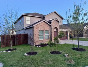 3801 Black Granite Dr in Austin, TX - Building Photo - Building Photo