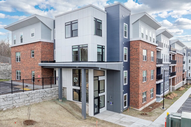 Mill Street Heights in Woburn, MA - Building Photo - Building Photo