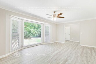 542 Allana Ct in Stone Mountain, GA - Building Photo - Building Photo