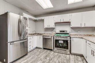 845 Collins St-Unit -Apt #2 in Pittsburgh, PA - Building Photo - Building Photo