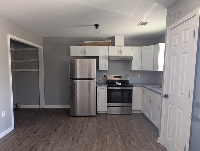 4910 Allen St in North Little Rock, AR - Building Photo - Building Photo