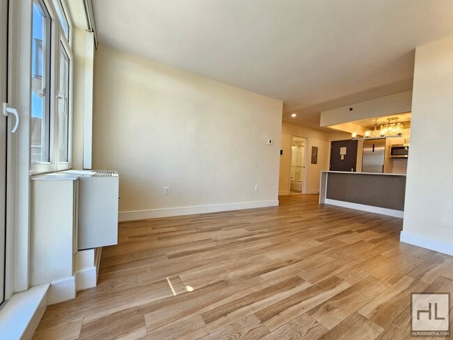 Northern Boulevard in Queens, NY - Building Photo - Building Photo