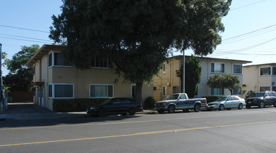 121-135 Graham Ave in San Jose, CA - Building Photo - Building Photo