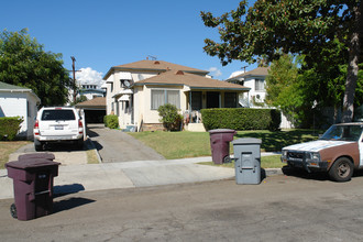 1321 Orange Grove Ave in Glendale, CA - Building Photo - Building Photo