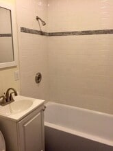 15 Taylor St, Unit A in Medford, MA - Building Photo - Building Photo