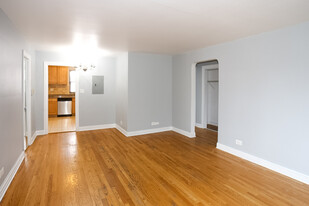 7320-7330 N Ridge Ave Apartamentos