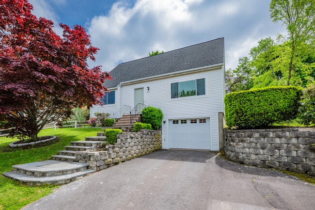 property at 103 Sprucedale Dr
