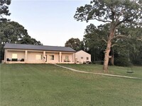 8085 E Lake Dr in Murchison, TX - Foto de edificio - Building Photo