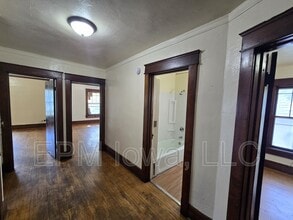 120 Harrison St in Waterloo, IA - Building Photo - Building Photo