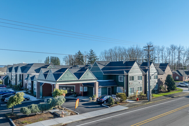 Abigail Court - Student Housing in Gresham, OR - Building Photo - Building Photo